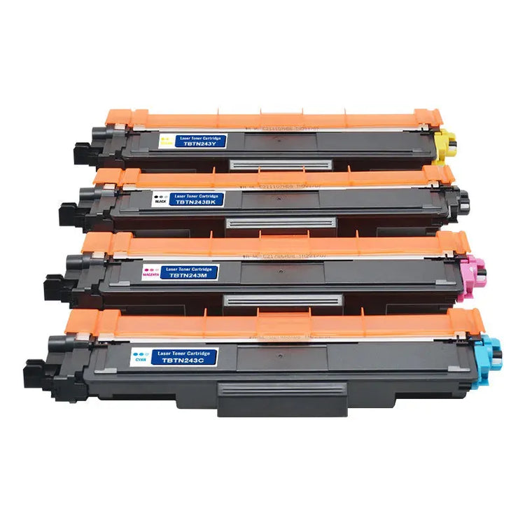 Ein Multipack mit XL-Tonerkartuschen in Schwarz, Cyan, Magenta und Gelb für Wechselfaul TN-243 / TN-247 DCP-L 3510CDW MFC-L-3710CW, jeweils beschriftet mit Modellnummern.