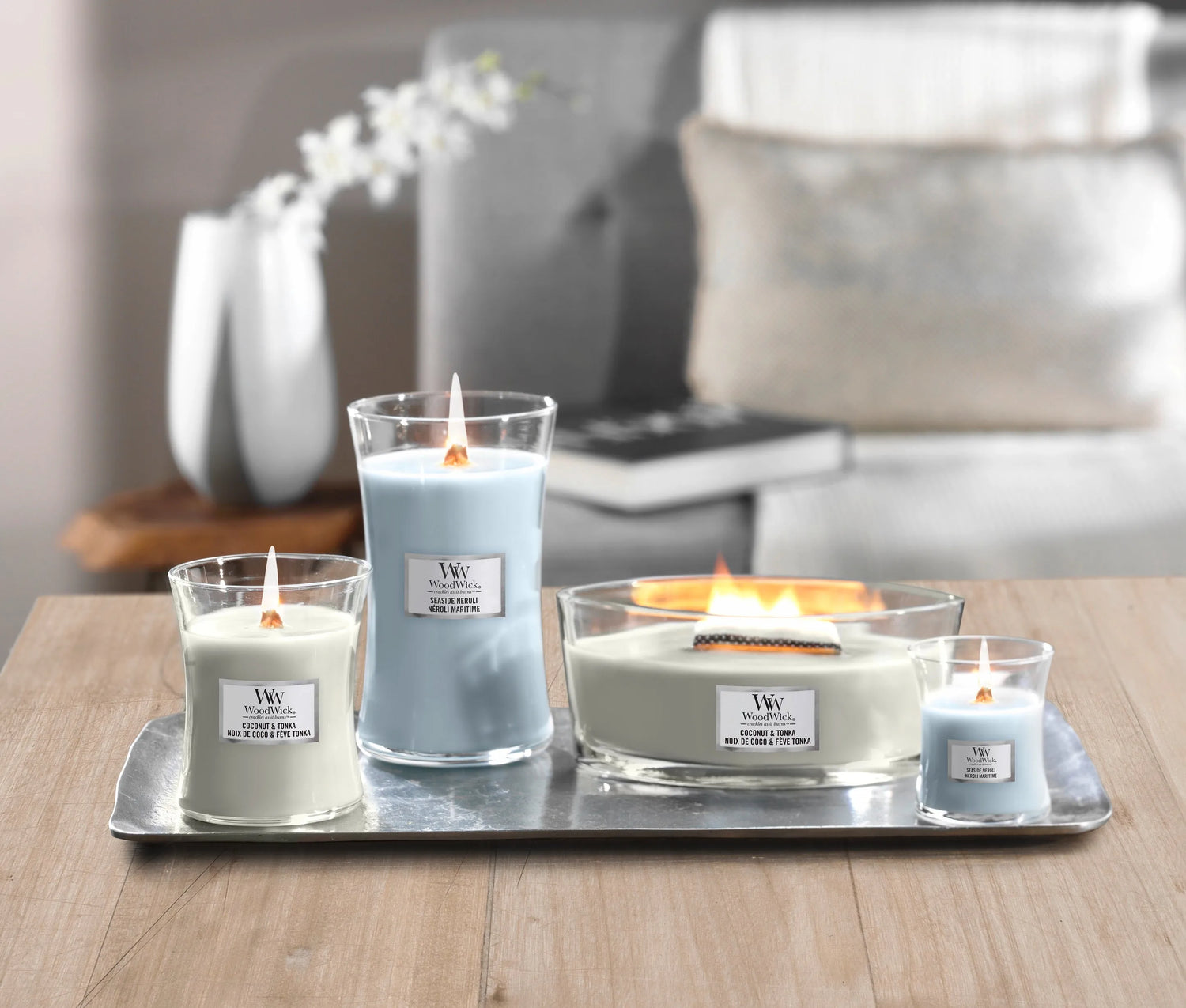 WoodWick mini Duftkerze im Sanduhrglas mit knisterndem Docht, Wood Smoke, bis zu 20 Stunden Brenndauer
