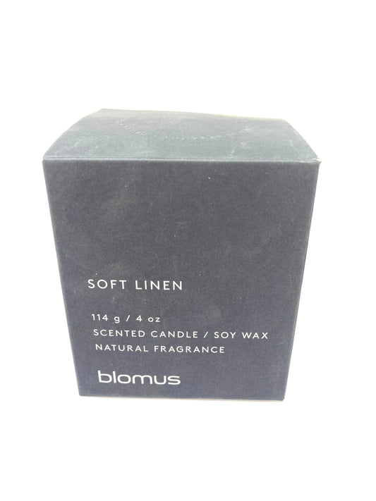 Blomus Duftkerze SOFT LINEN grau Baumwolle Brenndauer 24 Std. Beton